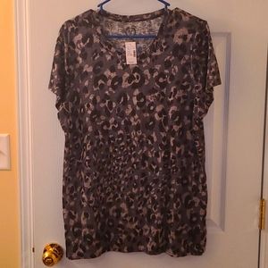 Leopard tee